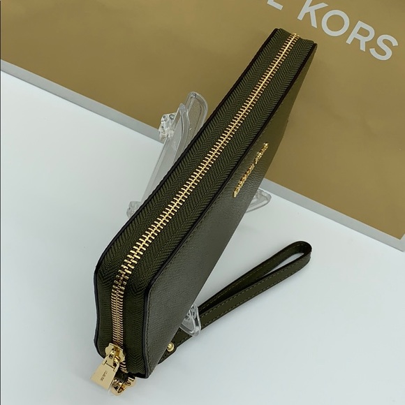 Michael Kors Large Jet Set Travel Continental Wristlet Phone Holder Case Wallet - Picture 4 of 16